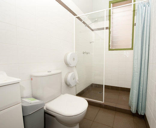 Sydney Best Hostel Shower